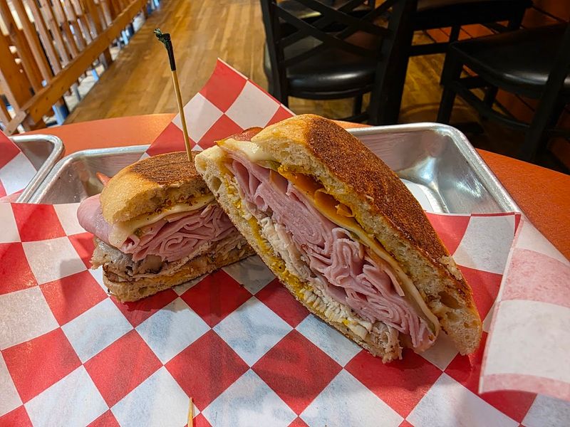 Jitter's Lunchbox, Flagstaff