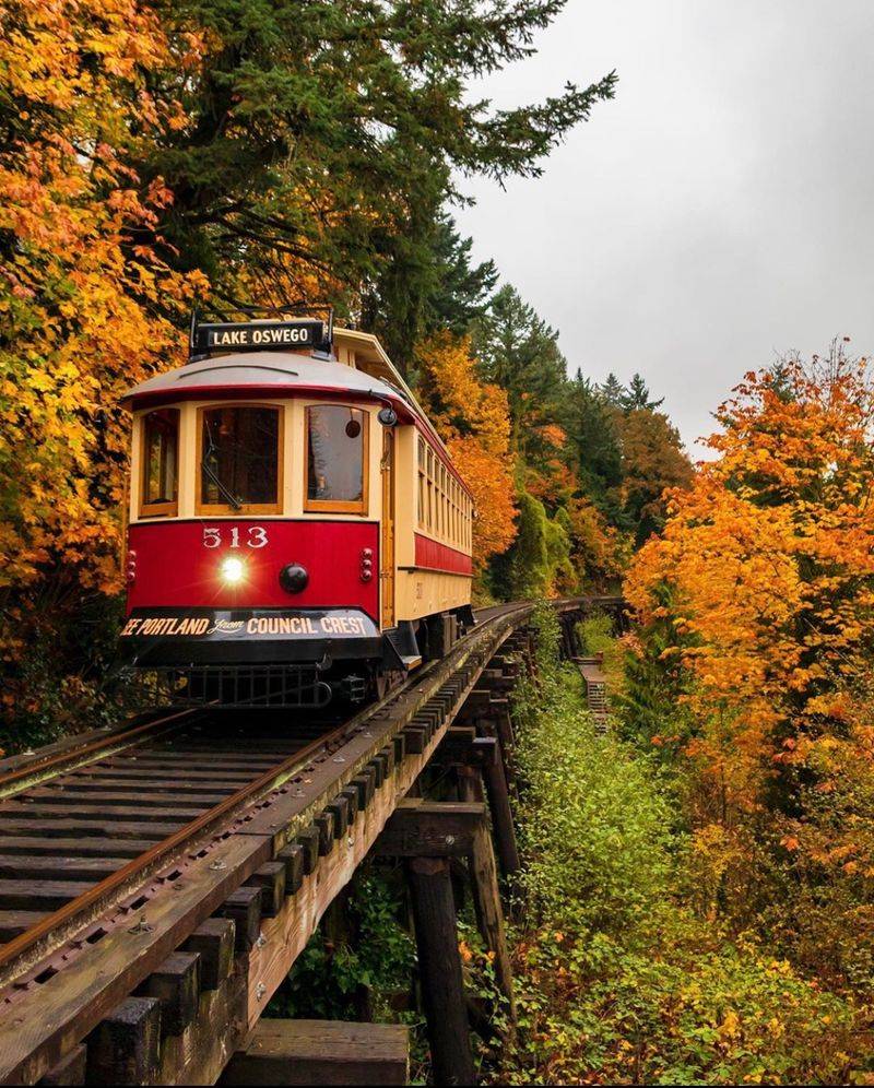 Willamette Shore Trolley — Holiday Special Events