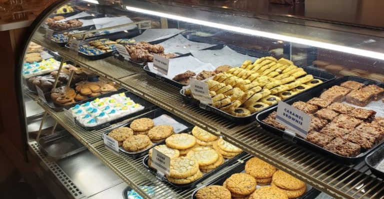 At This Mississippi Meat-And-Three Cafeteria, The Side Dishes Constantly Steal The Show