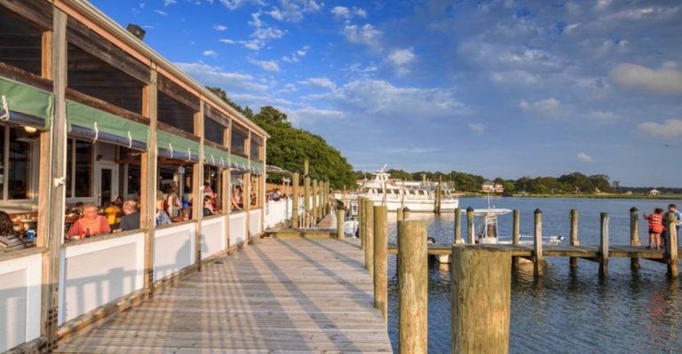 At This Virginia Dockside Diner, Fried Fish Has Become A Beloved Tidewater Classic