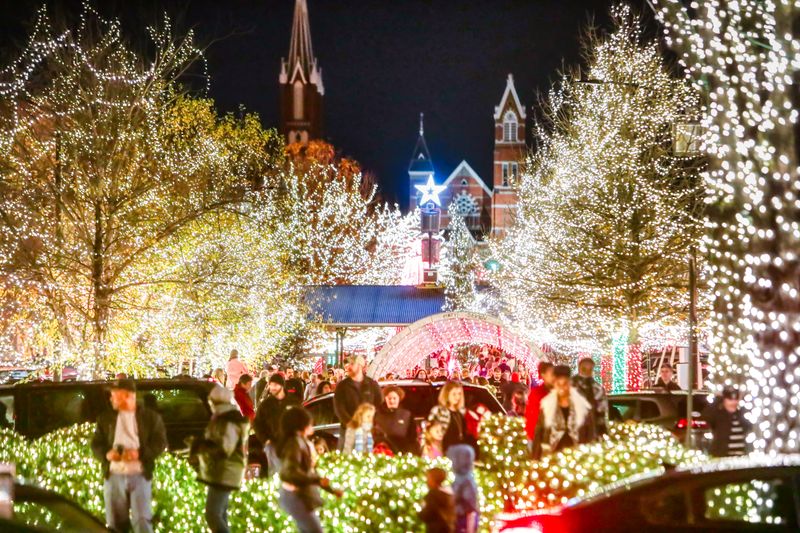 Macon Christmas Light Extravaganza – Macon