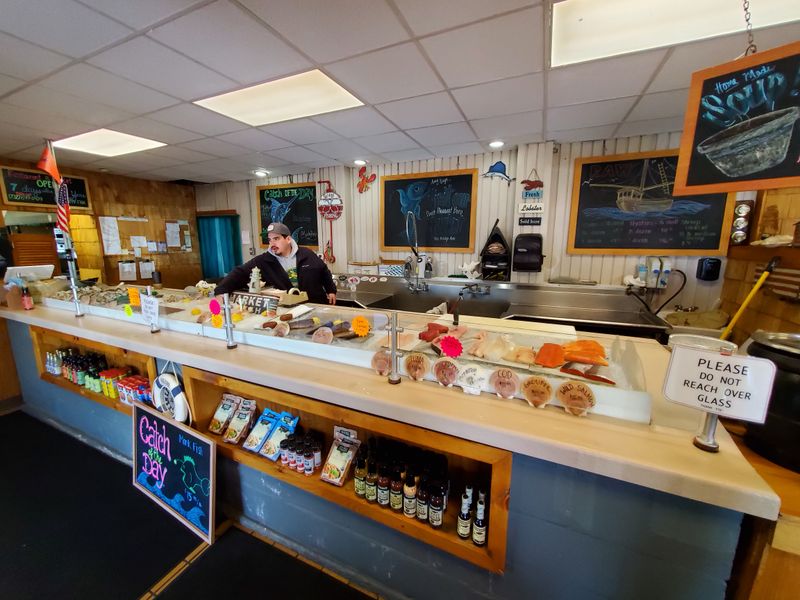 Shore Fresh Seafood (Channel Drive location)