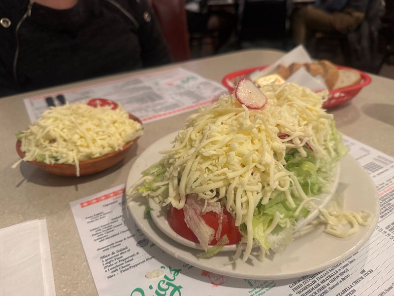 The Unbeatable Lunch Deal That Locals Love