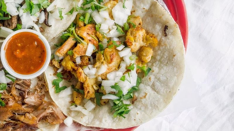 Trio Tacos That Keep Regulars Coming Back Weekly