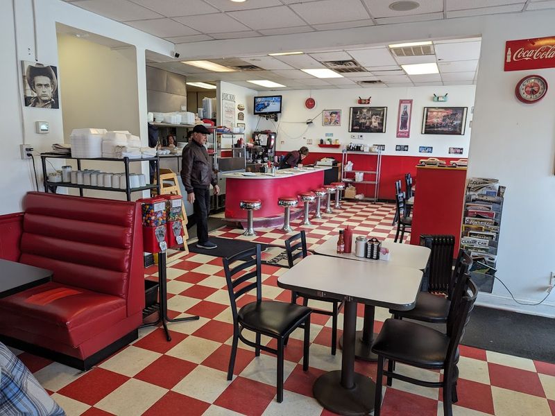 Atmosphere and Ambiance Inside the Diner