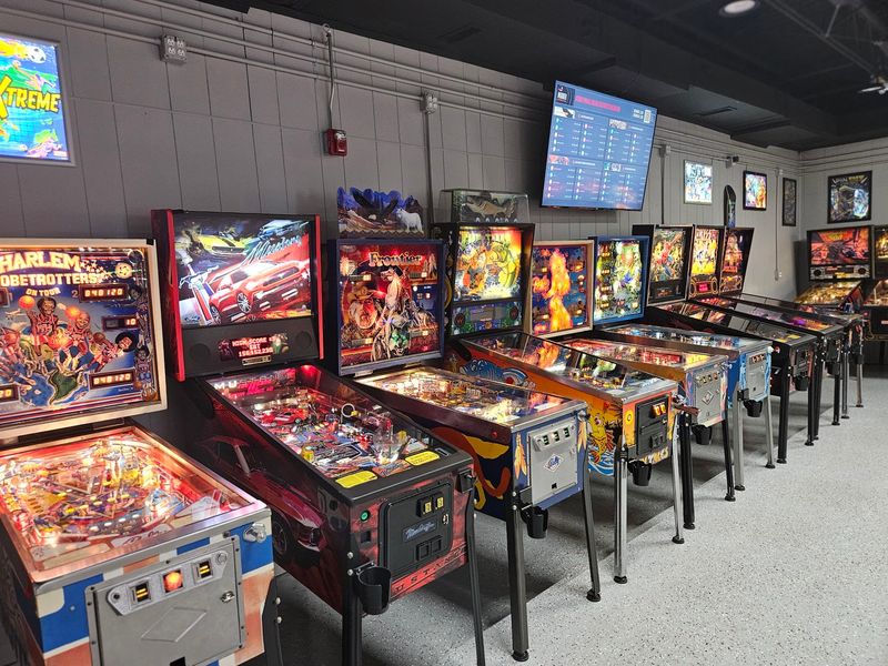 Atomic Pinball Arcade, Wood River, IL Atomic Pinball Arcade, Wood River, IL