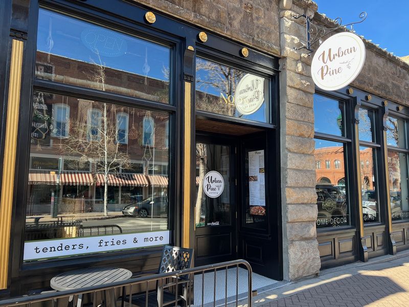Urban Pine Eatery, Flagstaff