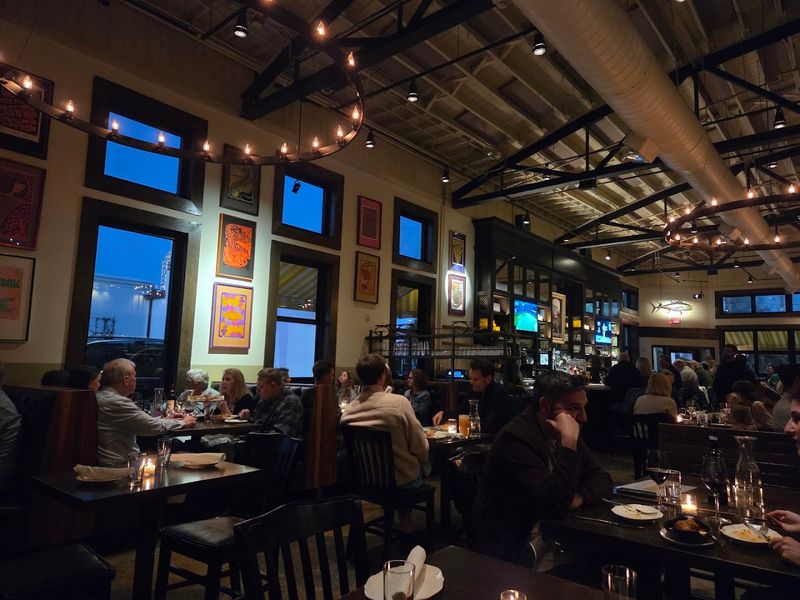 Hours And Pricing That Make Sense For A Special Night Out