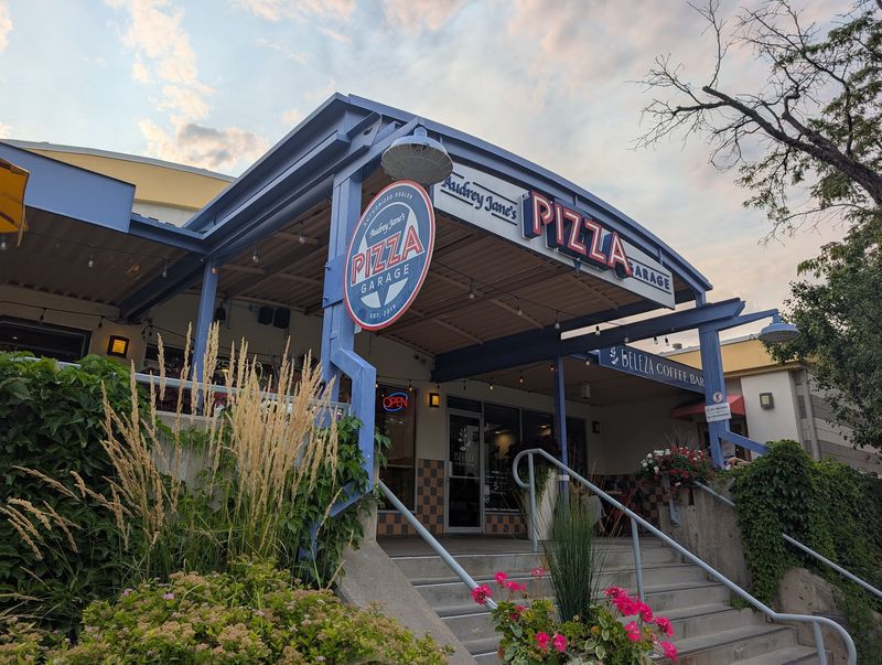 Audrey Jane's Pizza Garage, Boulder