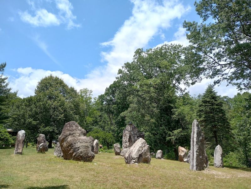 Columcille Megalith Park, Bangor