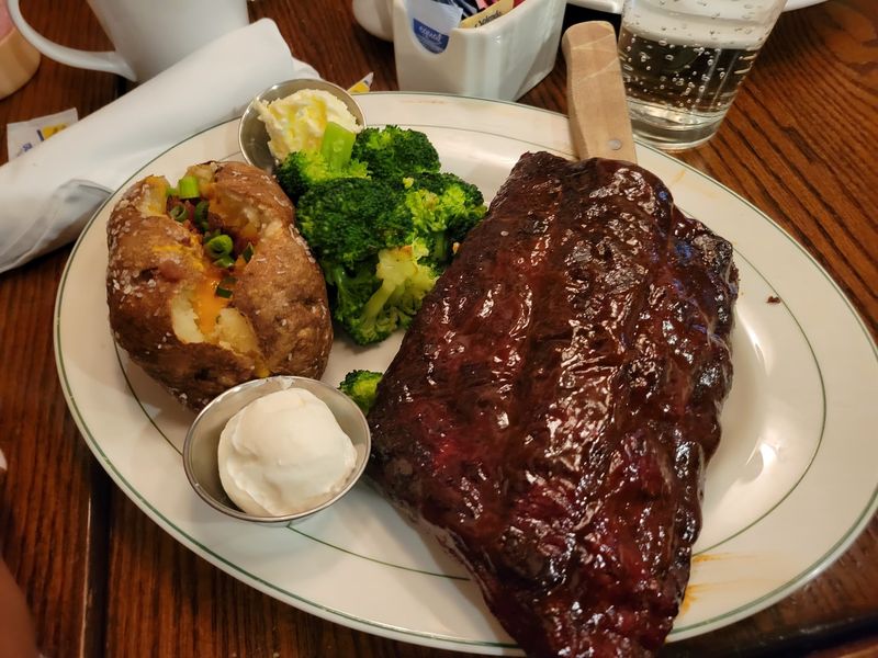 Austin's Smokin' Steakhouse, Mayfield Village