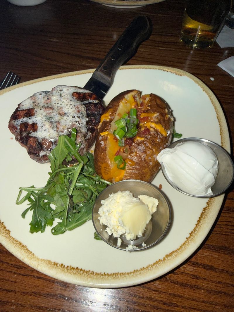 Austin’s Smokin’ Steakhouse, Mayfield Village