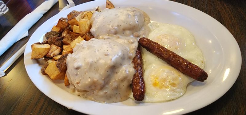 Biscuits And Gravy That Set the Gold Standard
