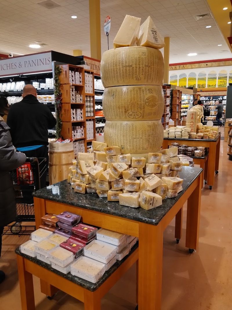 The Artisan Cheese Shop With Over 100 Varieties