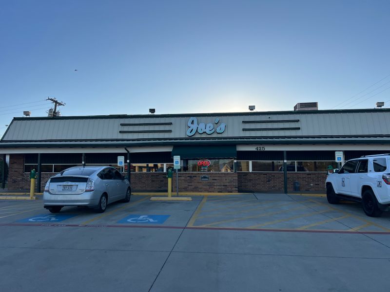 Joe's Coffee Shop — Irving
