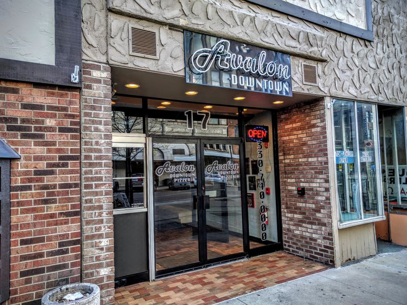 Avalon Downtown Pizzeria 