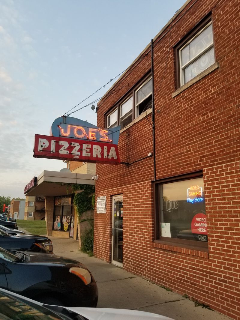 Joe's Pizza – Wheeling