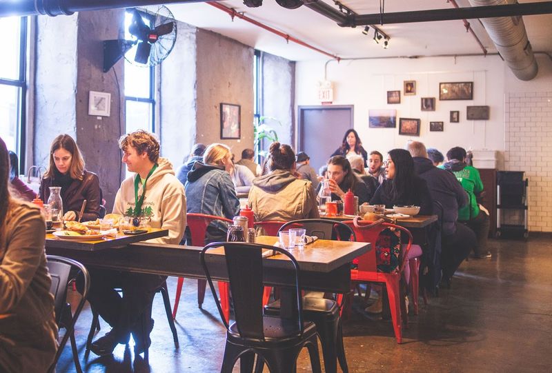 A No-Reservation Policy That Rewards Patience