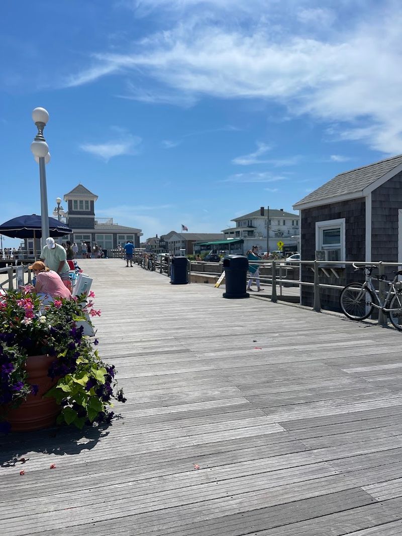 Avon-By-The-Sea