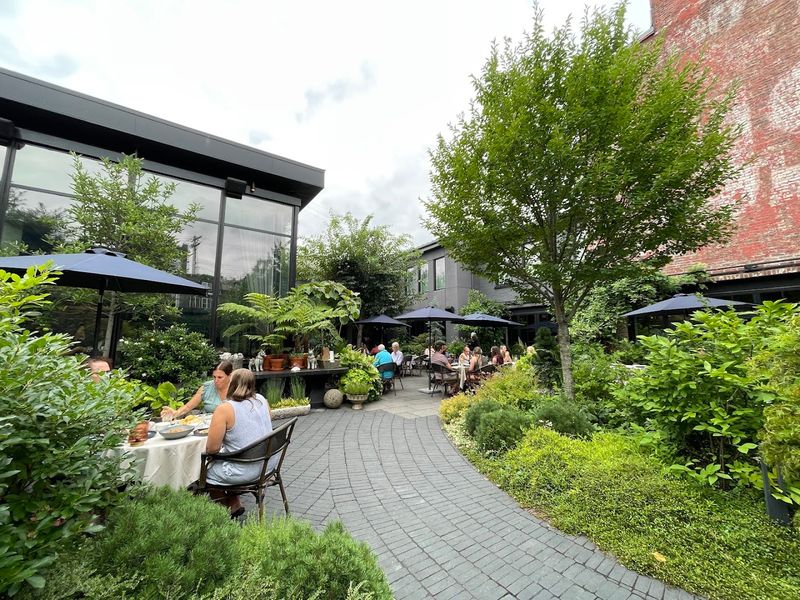 Pusadee's Garden, Pittsburgh, PA