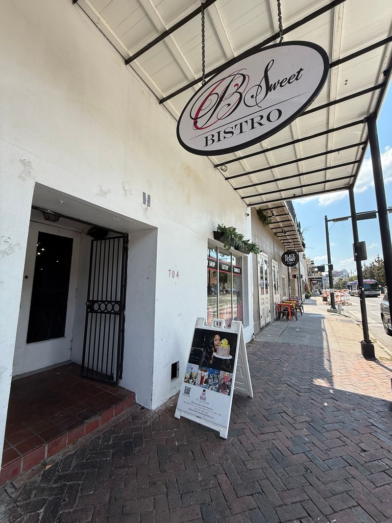 B Sweet Bistro & Bakery