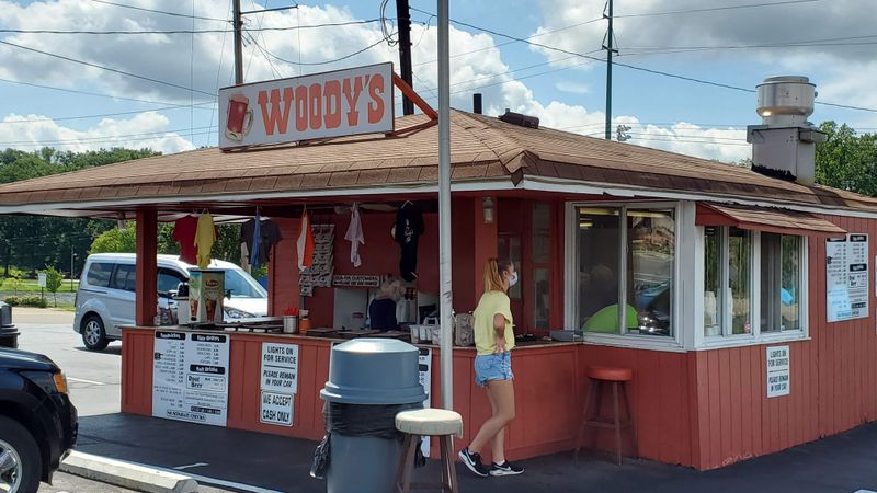 Woody's