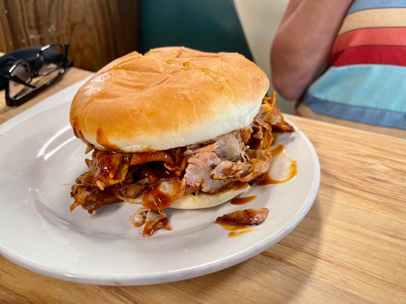 Ridgewood Barbecue, Bluff City
