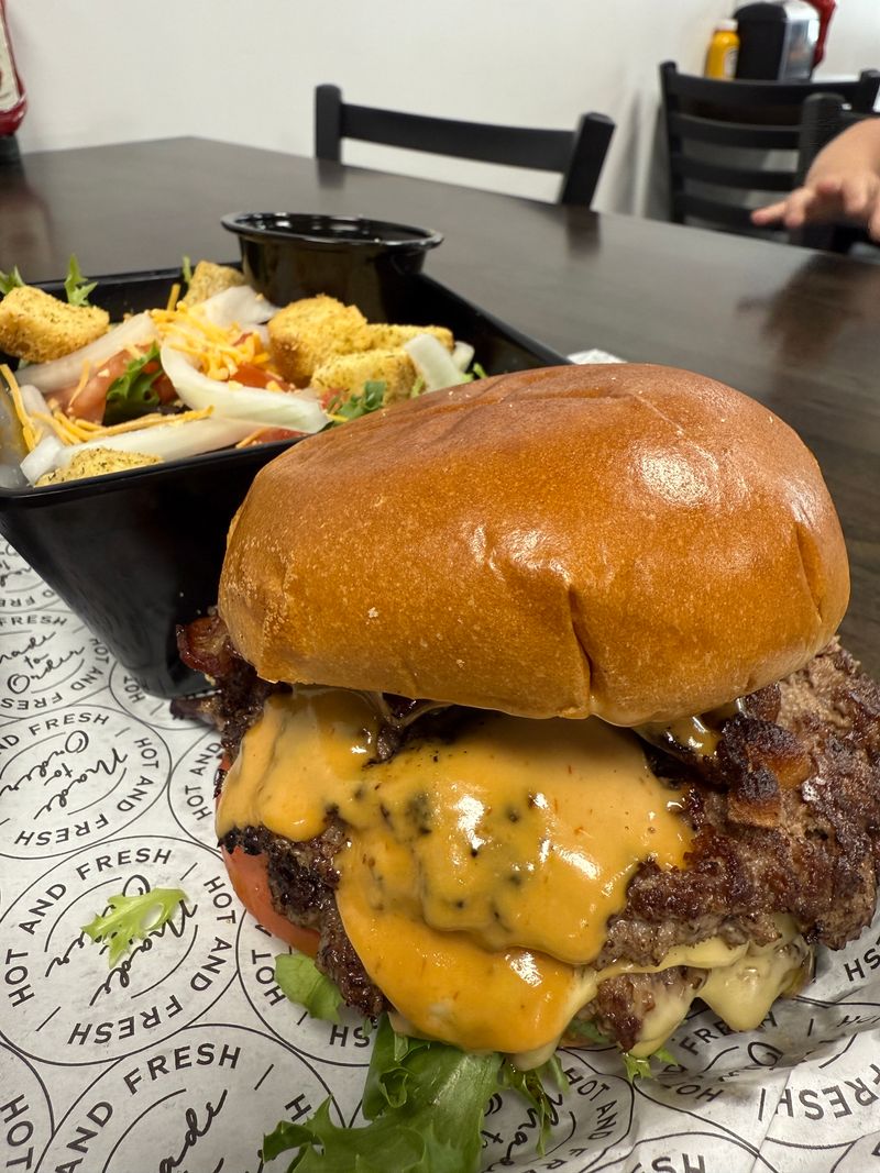Square Burger – Danville