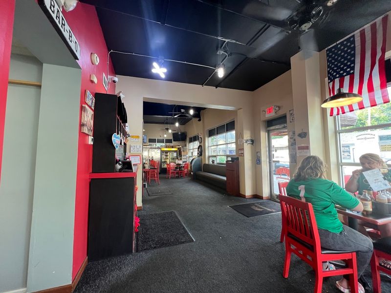 B3Q Smokehouse, West Pittston