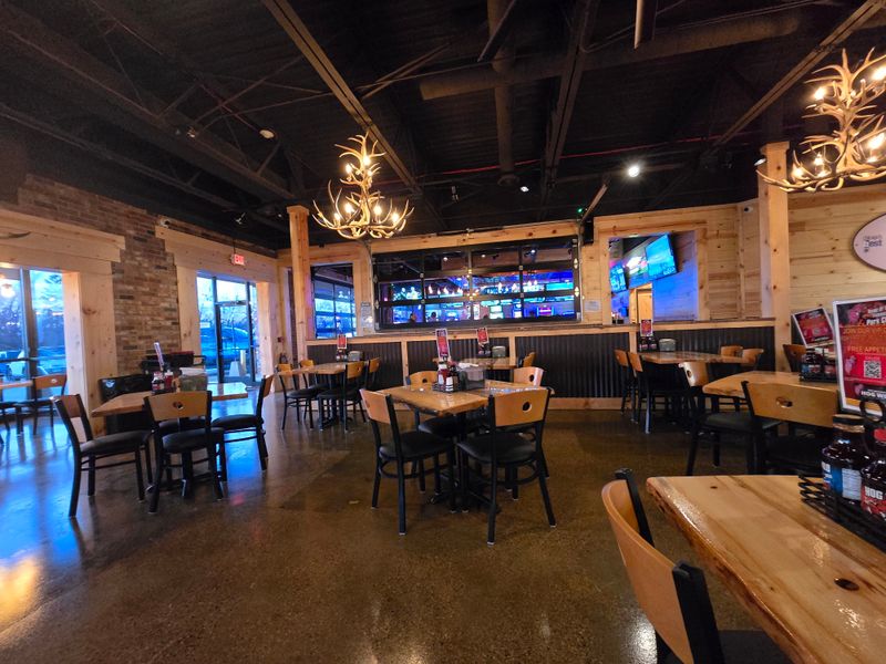 The Original Hog Wild — Oak Lawn/New Lenox, Illinois