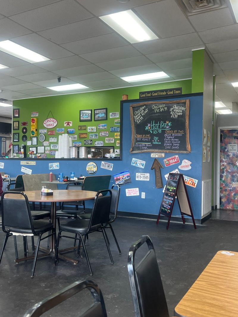 On Break Cafe — White Hall