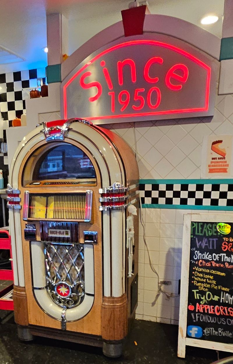 B’Ville Diner, Baldwinsville