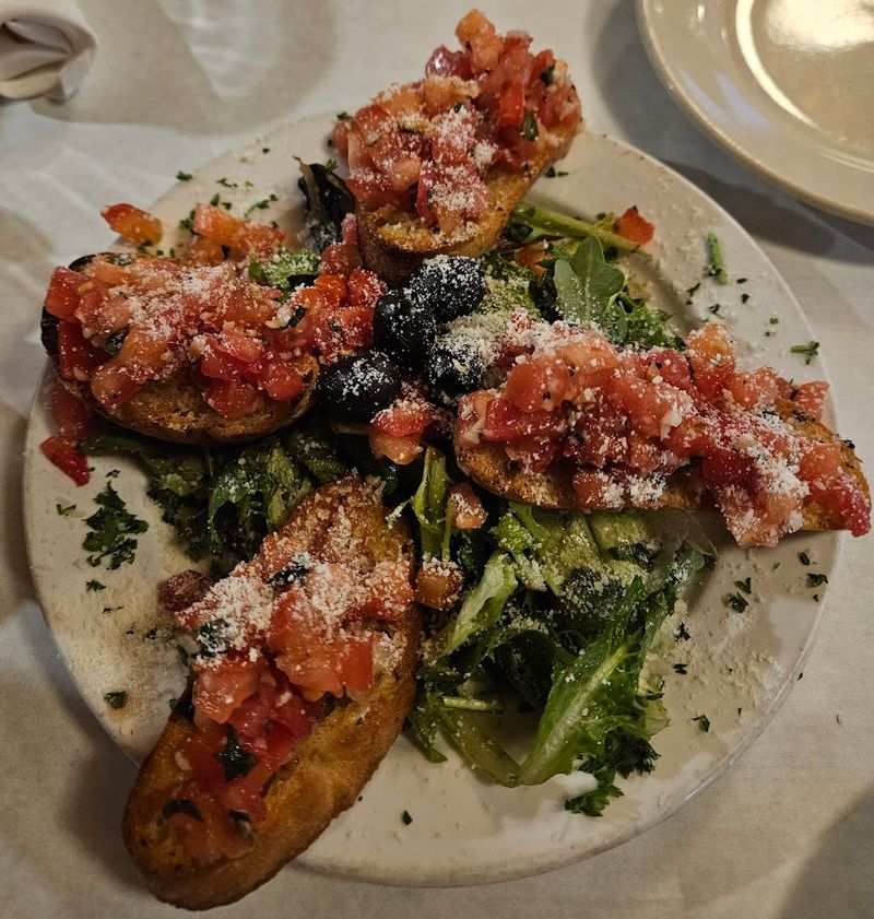 Bread, Dipping Oil, And The Appetizers Worth Ordering