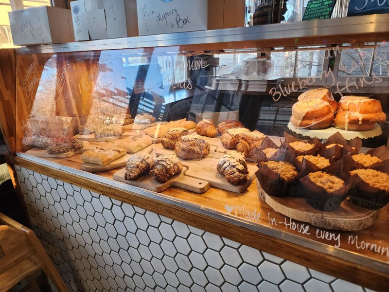 Bittersweet Café & Confections – Louisville