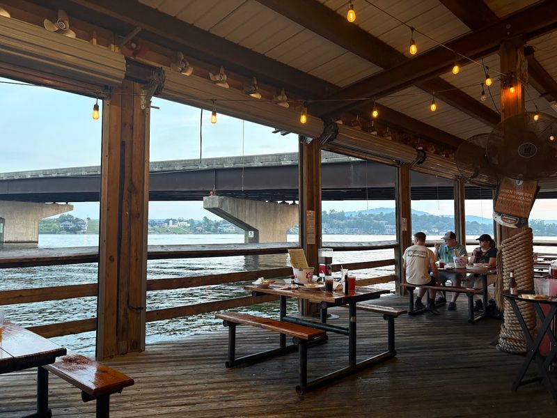 Fisherman's Wharf Steak & Seafood, Hot Springs