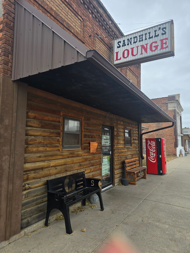 Sandhills Lounge