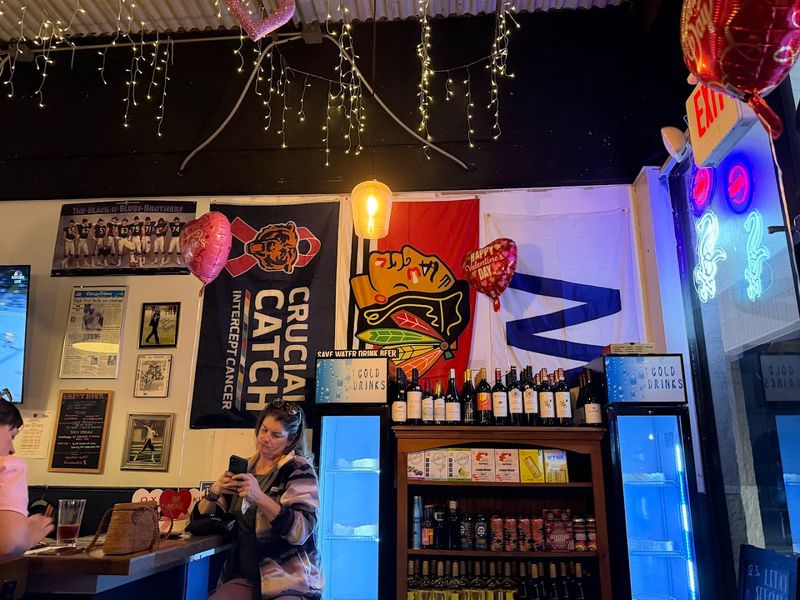 Decor, Ambiance, And First Impressions