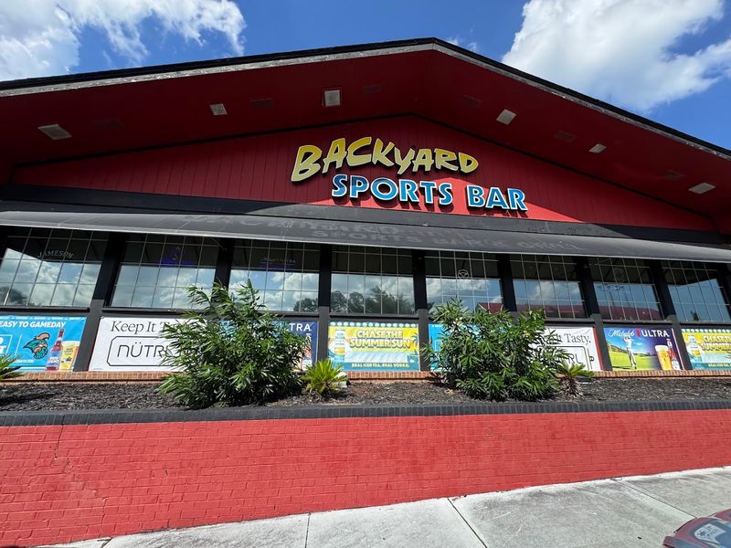 Backyard Sports Bar and Grill, Myrtle Beach