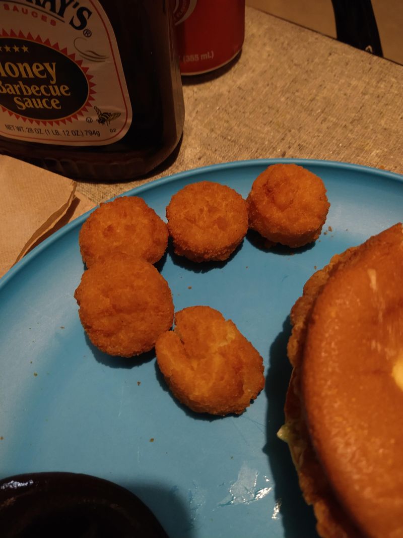 Cheesy Tots: The Nostalgia That Never Delivers