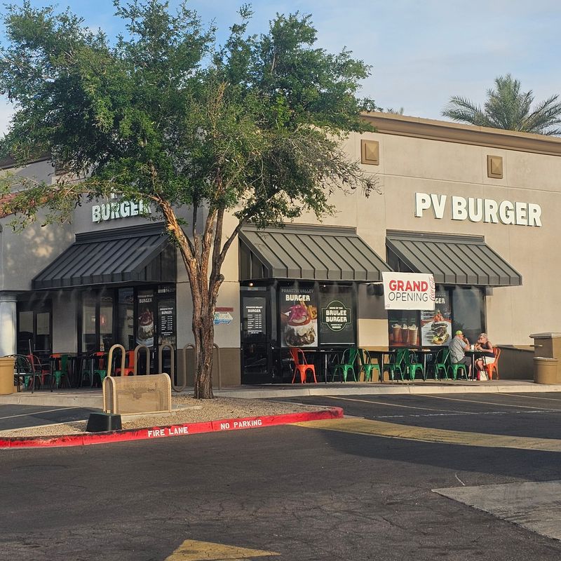 Paradise Valley Burger Company — Scottsdale