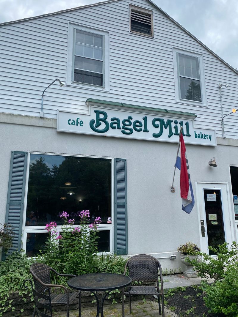 Bagel Mill 