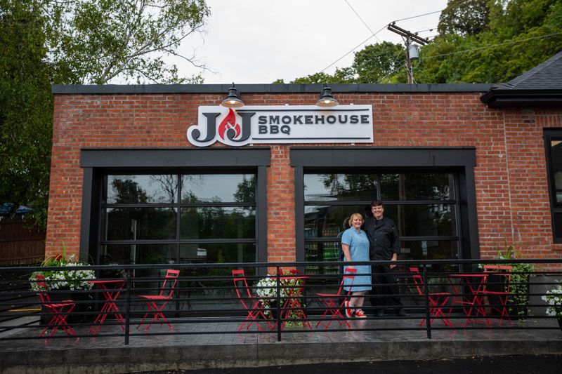 J & J Smokehouse BBQ — Catskill