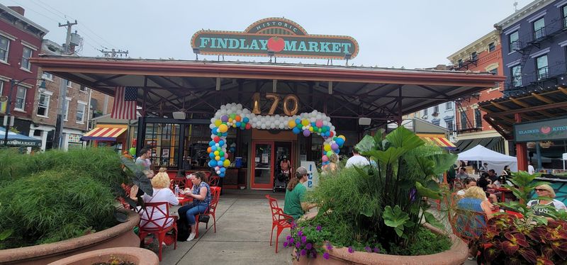 The Outdoor Atmosphere and Live Music