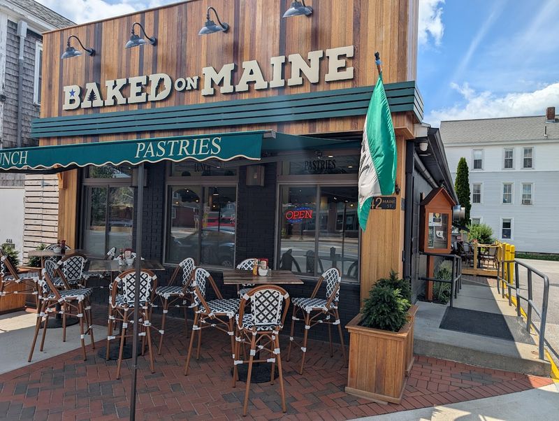 Baked On Maine, Brunswick