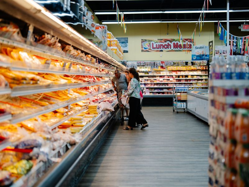 Pre-packaged lunch meats