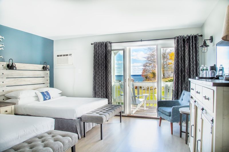 Balcony Rooms With Direct Bay Views