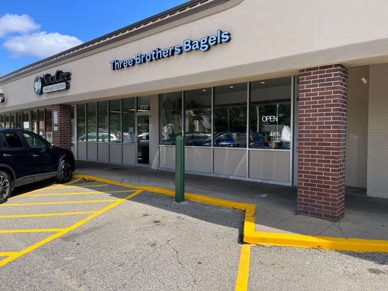 Three Brothers Bagels — Glenshaw