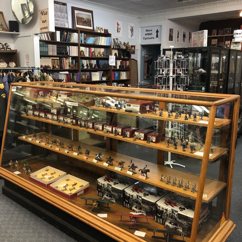Baltimore Street Books & Antiques