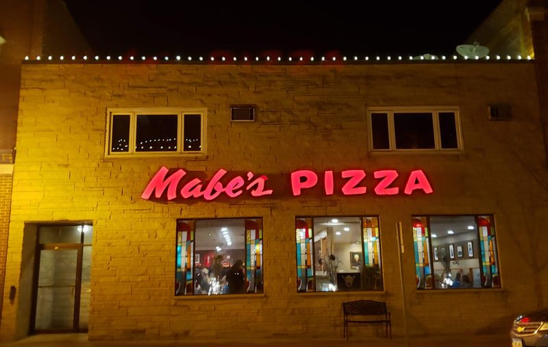 Mabe's Pizza, Decorah