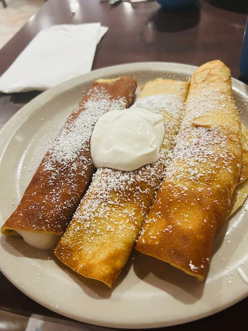 Crepe Expectations, Set Fairly